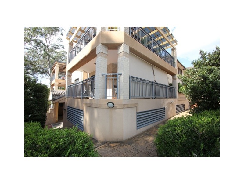 1/2-8 Hill Street, Baulkham Hills NSW 2153