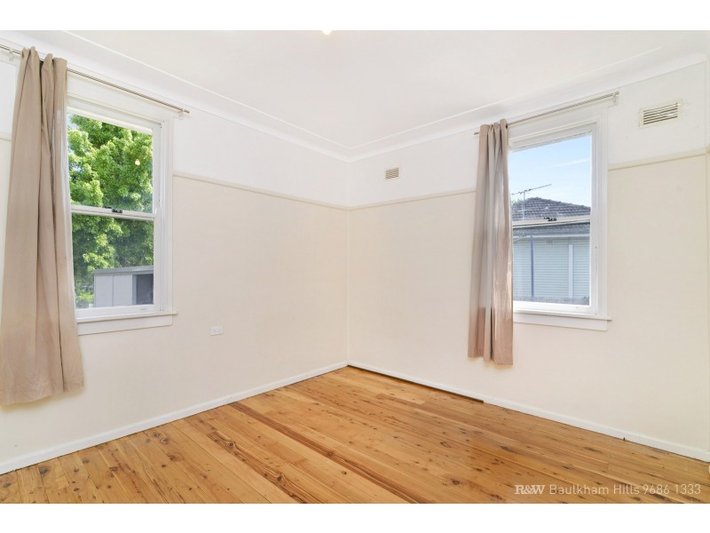 8 Ibis Road, Lalor Park NSW 2147