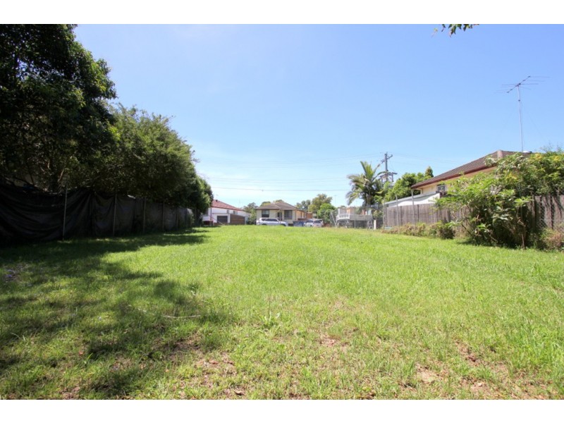 8 Lowry Road, Lalor Park NSW 2147