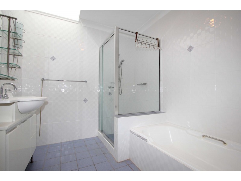 77 Merindah Road, Baulkham Hills NSW 2153