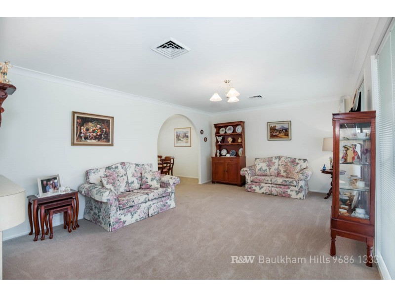 9 Crestwood Drive, Baulkham Hills NSW 2153