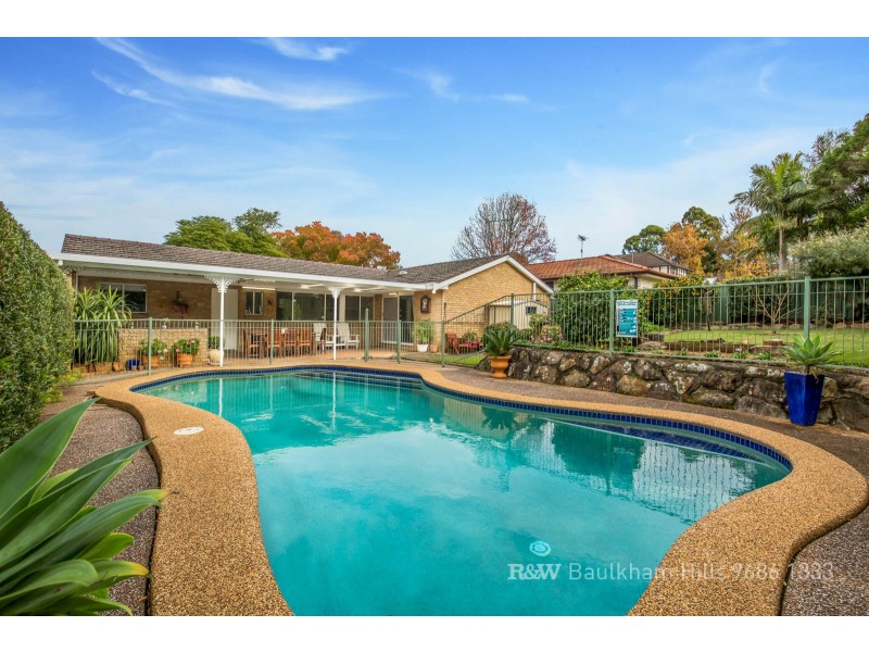 9 Crestwood Drive, Baulkham Hills NSW 2153