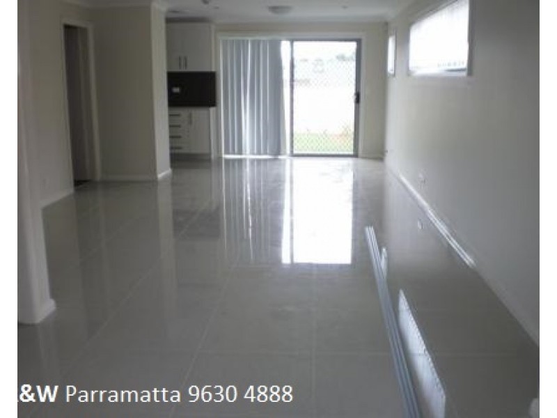 4/17 Mimosa Avenue, Toongabbie NSW 2146