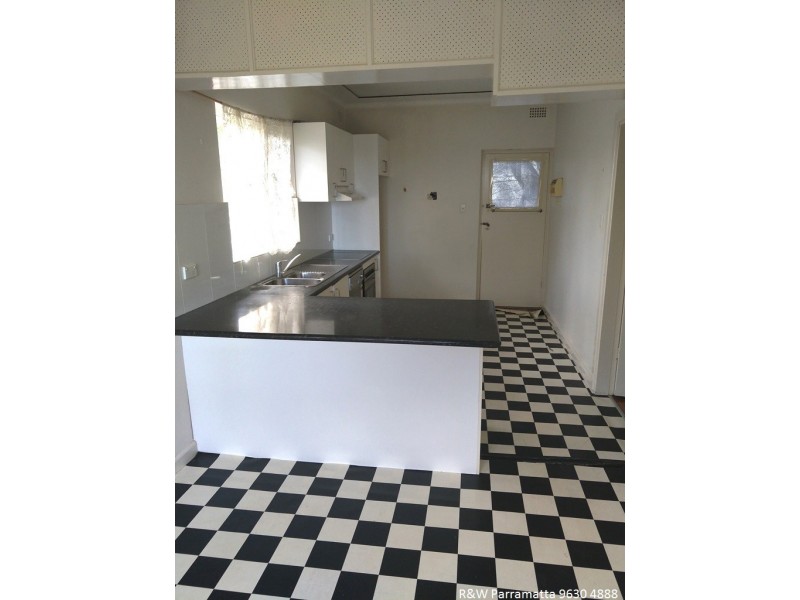 24 Mount Street, Constitution Hill NSW 2145