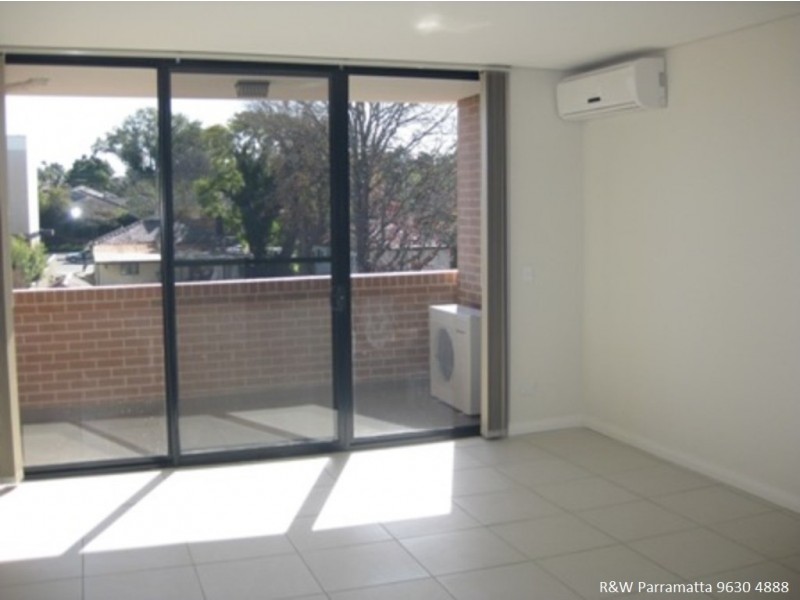 8/9-11 Kleins Road, Northmead NSW 2152