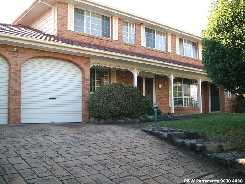 15 Strathalbyn Drive, Oatlands NSW 2117