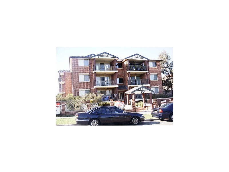 4/13-15 Cairds Avenue, Bankstown NSW 2200