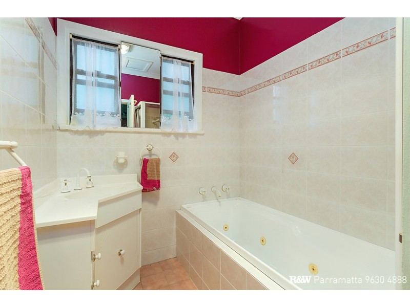 16 Graham Avenue, Wentworthville NSW 2145