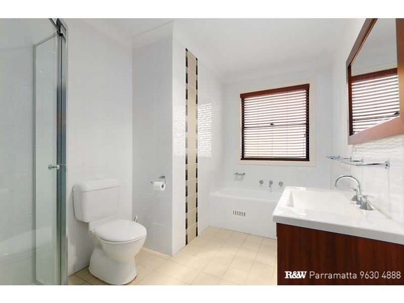 8 Mangalore Drive, Winston Hills NSW 2153