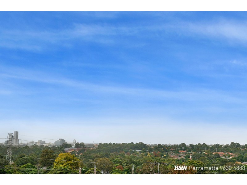 8 Mangalore Drive, Winston Hills NSW 2153