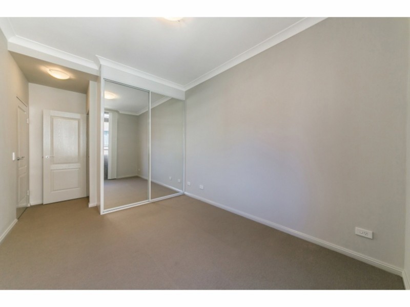 8/1-3 Howard Avenue, Northmead NSW 2152