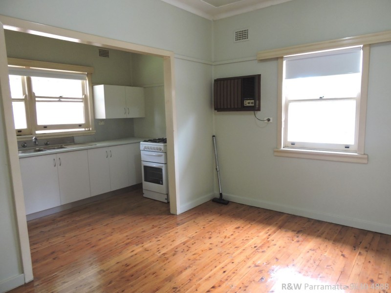 18 Todd Street, Merrylands NSW 2160