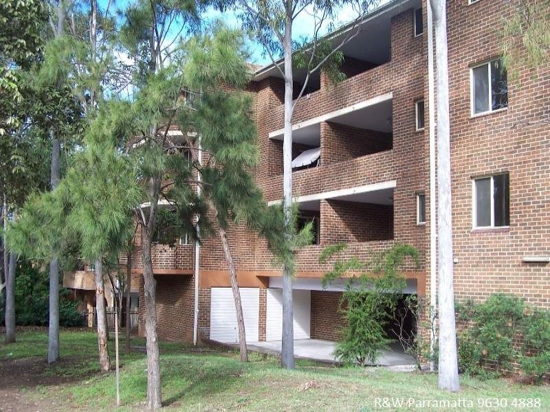 2/8-10 Queens Road, Westmead NSW 2145