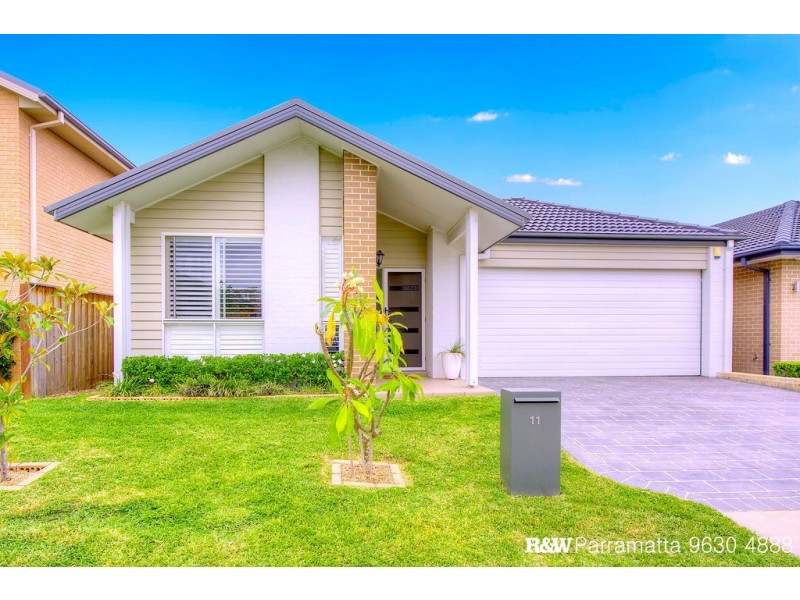 11 Hargrave Avenue, Middleton Grange NSW 2171