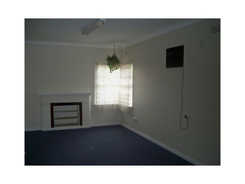 72 Hawkesbury Street, Westmead NSW 2145