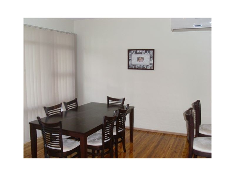 77 Warren Street, Woodpark NSW 2164