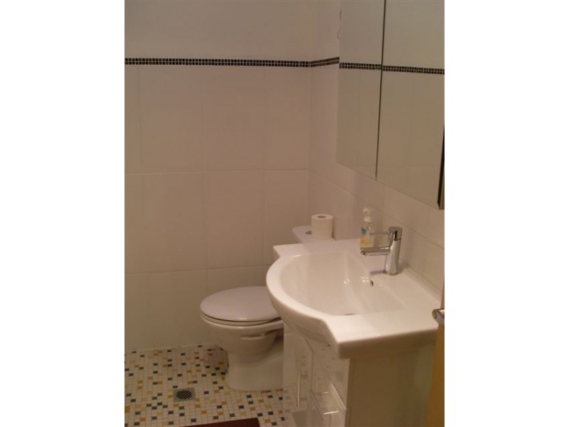 77 Warren Street, Woodpark NSW 2164