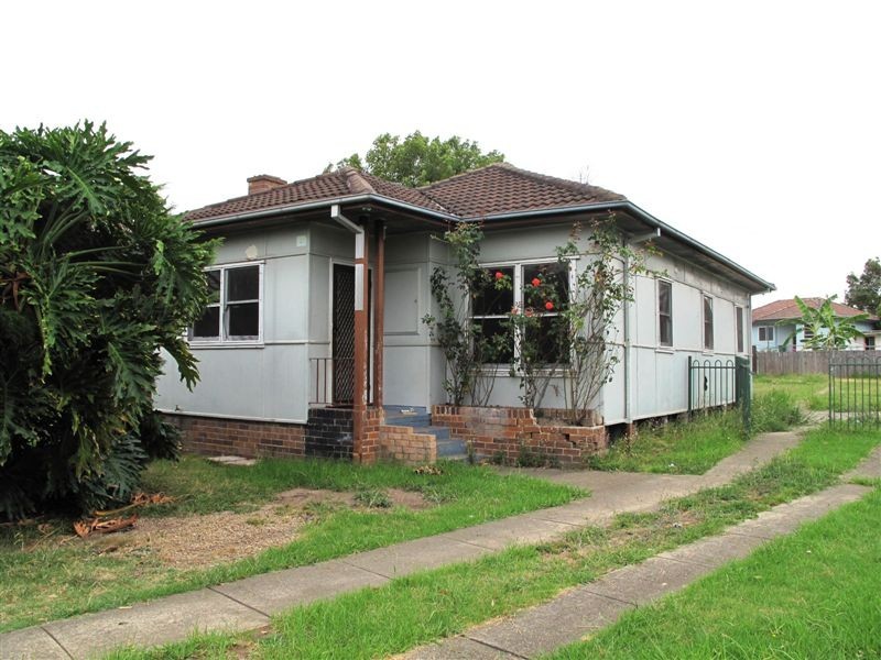 20 Laverack Crescent, South Granville NSW 2142