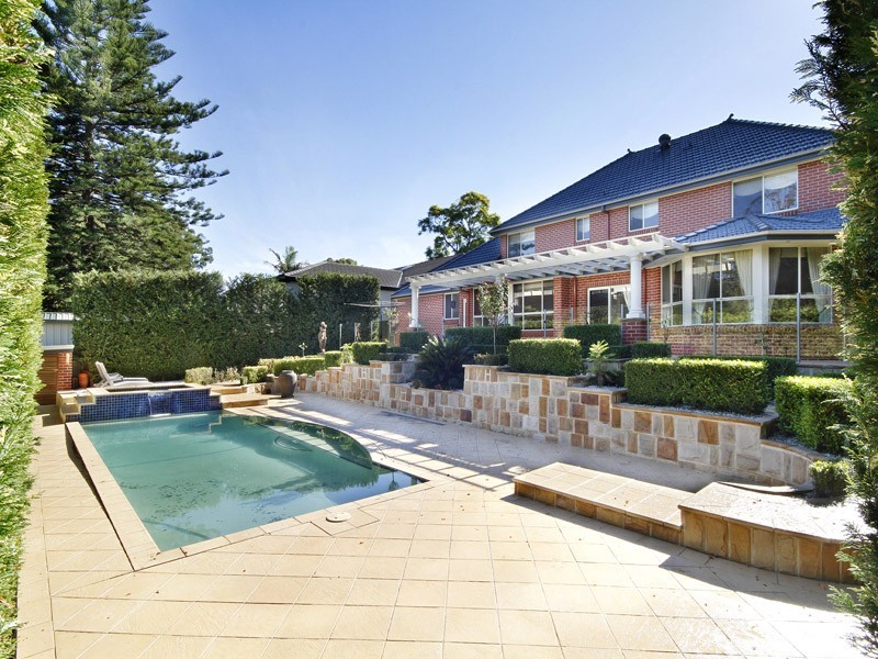 13 Wyuna Place, Oatlands NSW 2117