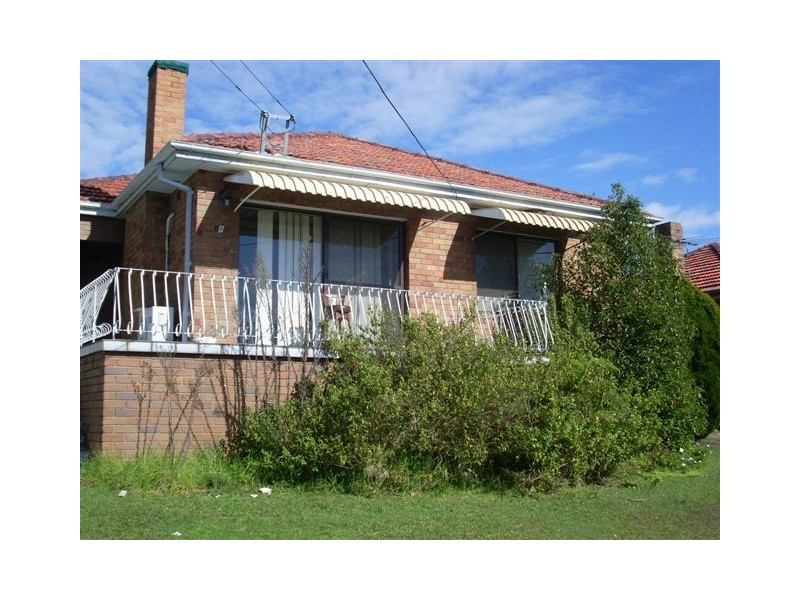 8 Friend Street, Merrylands NSW 2160