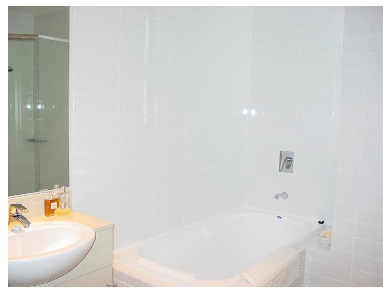 706/2 The Piazza, Homebush NSW 2140