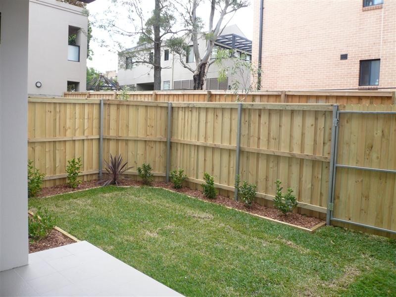 1/11 Pitt Street, Parramatta NSW 2150