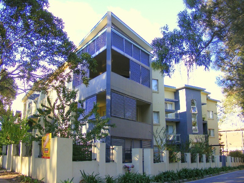 2/16 Pennant Hills Road, Parramatta NSW 2150