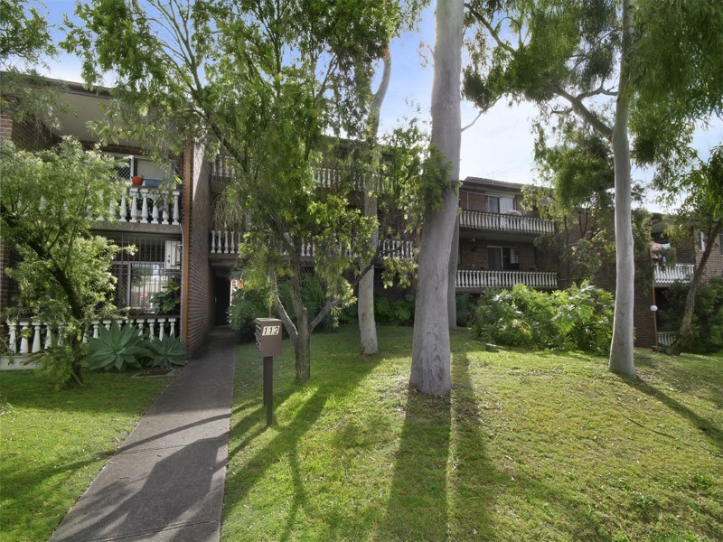 2/112 Harris Street, Harris Park NSW 2150
