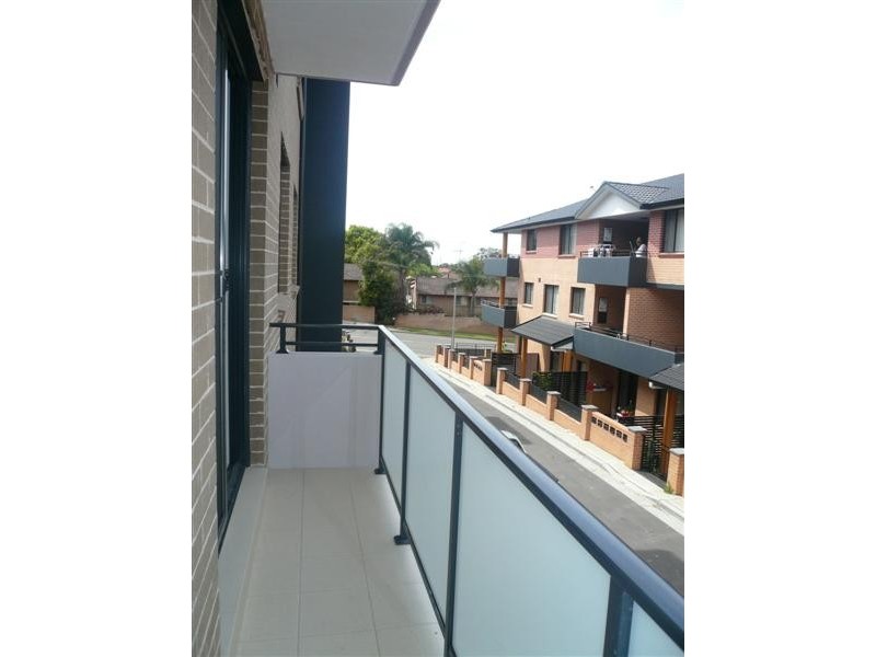 9/7A Pitt Street, Parramatta NSW 2150