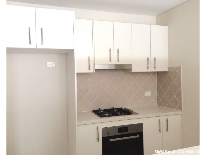 13/5-11 Howard Avenue, Northmead NSW 2152