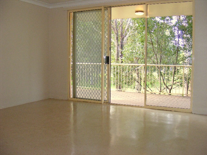 8/2-8 Bailey Street, Westmead NSW 2145