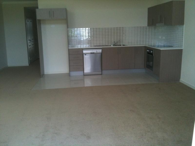 8/6-10 Kippax Street, Greystanes NSW 2145