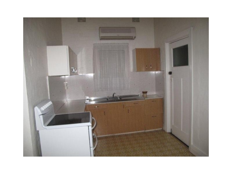 6 Fullagar Road, Wentworthville NSW 2145