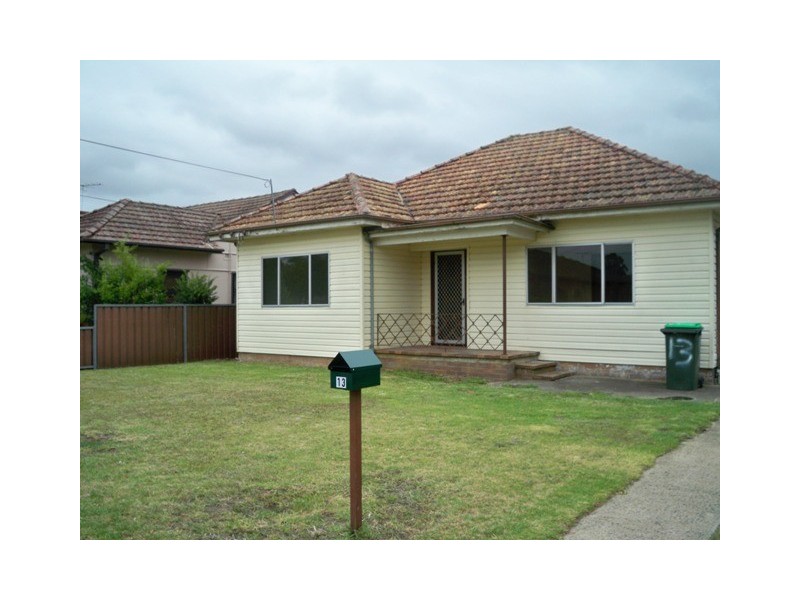13 Mons Street, South Granville NSW 2142