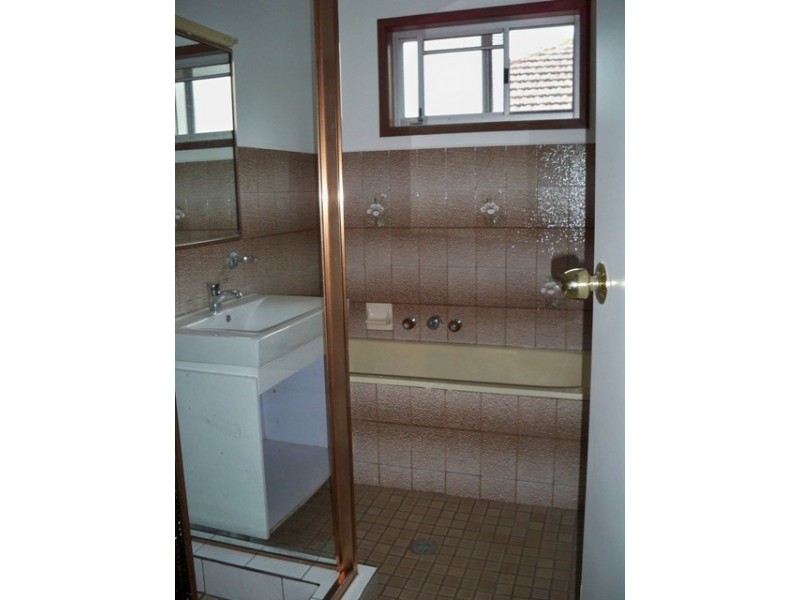 13 Mons Street, South Granville NSW 2142