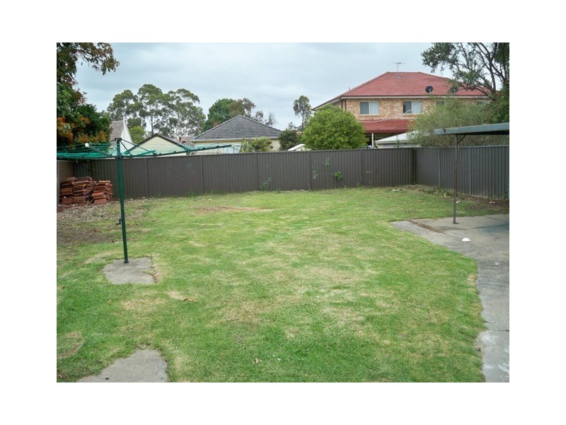 13 Mons Street, South Granville NSW 2142