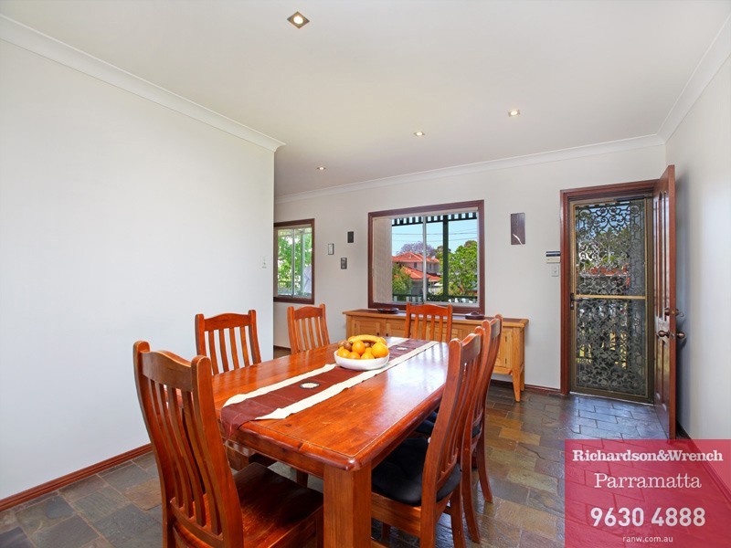 8 Currong Street, South Wentworthville NSW 2145