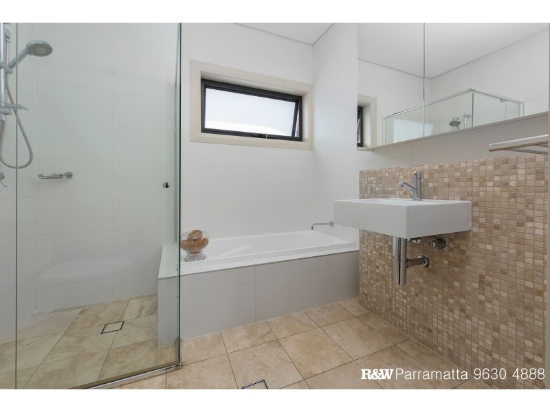 32 Gilbert Street, North Parramatta NSW 2151