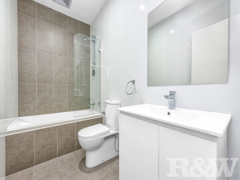 16/10 Mount Street, Constitution Hill NSW 2145