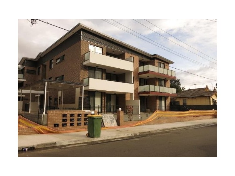 8/11-15 Dixon Street, Parramatta NSW 2150