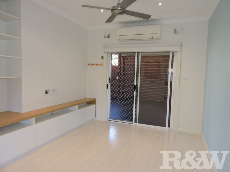 24A Hemsworth Avenue, Northmead NSW 2152