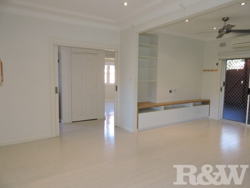 24A Hemsworth Avenue, Northmead NSW 2152