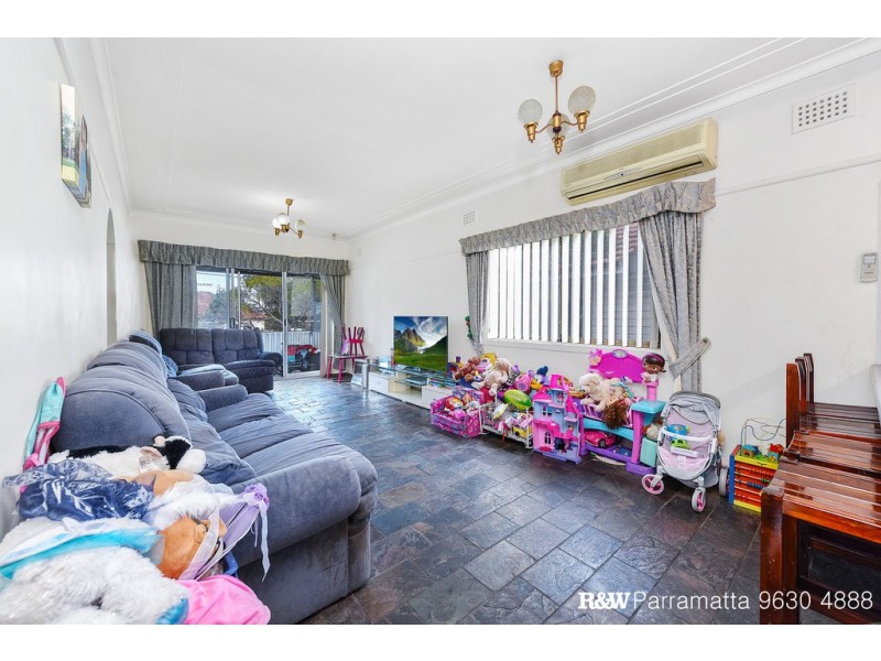 9 Cardigan Street, Guildford NSW 2161