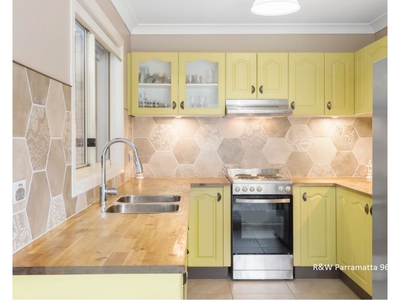 1/52 Barker Street, Cambridge Park NSW 2747