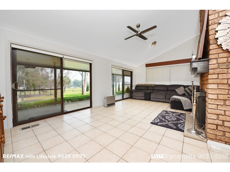 102 Delaware Road, Horsley Park NSW 2175