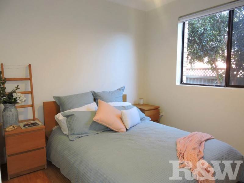 2/75 Weston Street, Harris Park NSW 2150