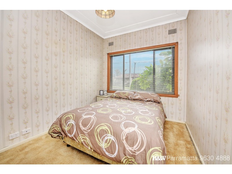 30 Mandoon Road, Girraween NSW 2145