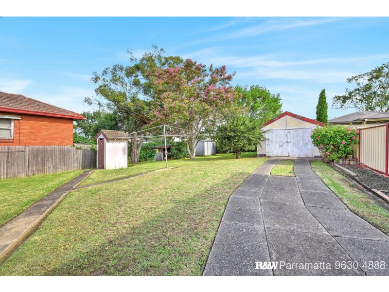 30 Mandoon Road, Girraween NSW 2145