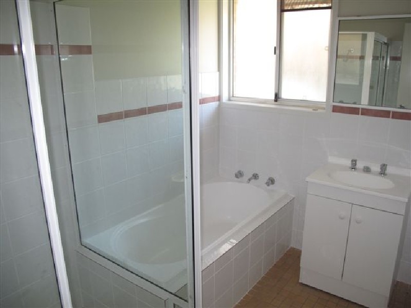 6/105 Hammers Road, Northmead NSW 2152