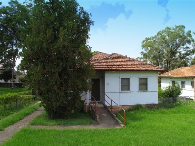 19  Jewelsford Road, Wentworthville NSW 2145